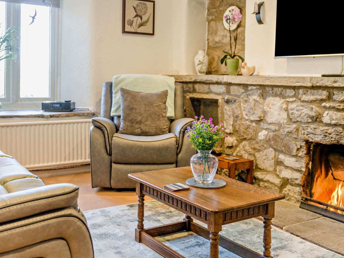 The Old Farmhouse - Arnside, listing photograph 9