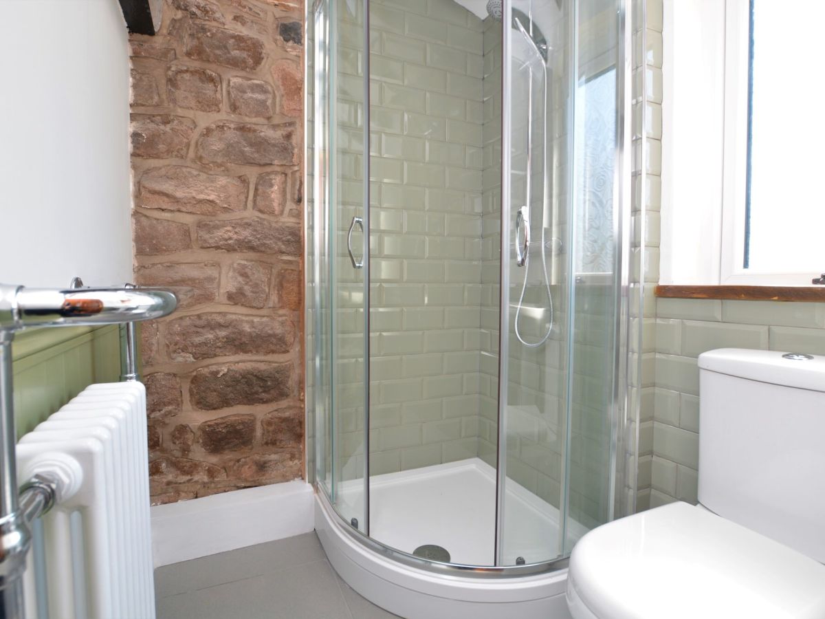 The Hideaway - Buxton, listing photograph 12