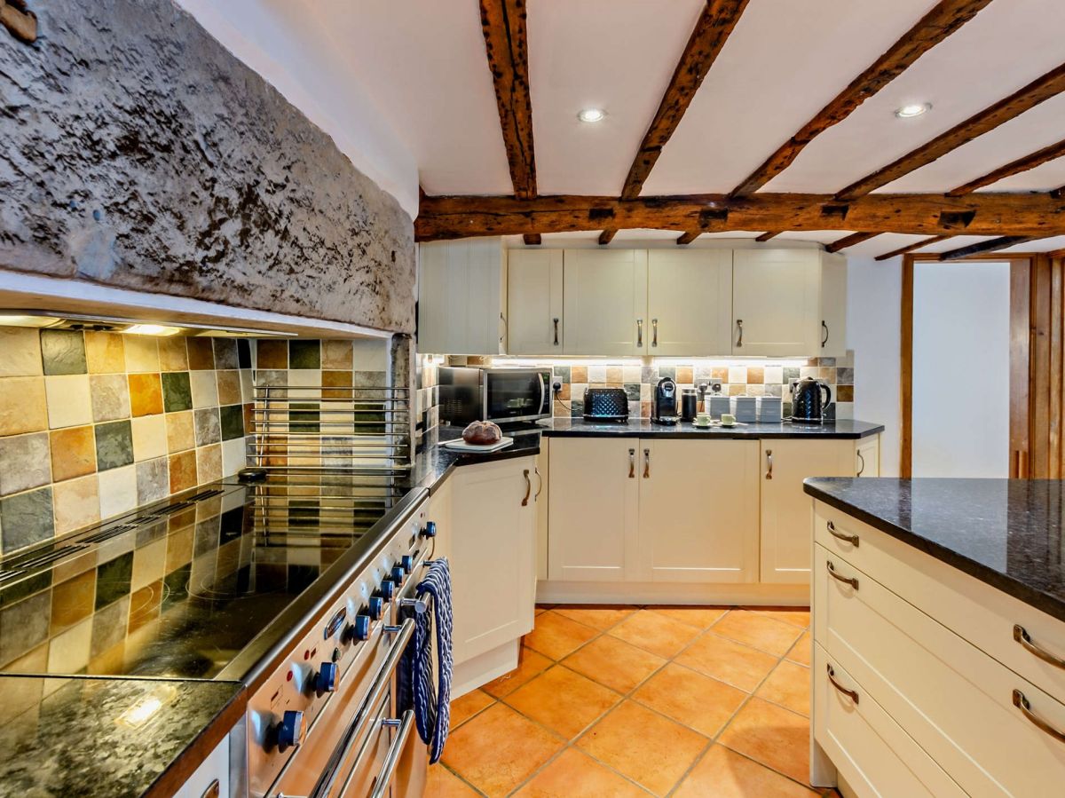 Saffron Cottage, listing photograph 9