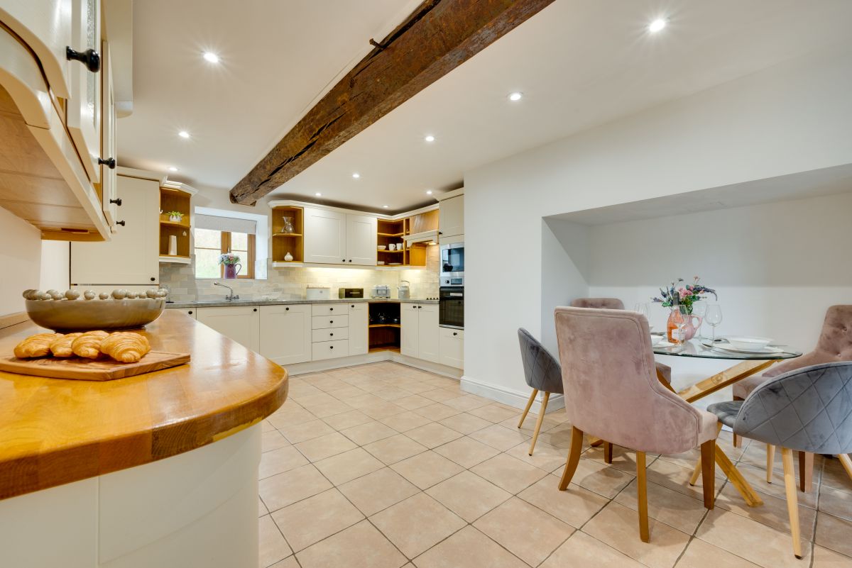Bythynnod Aderyn Cottages, listing photograph 9