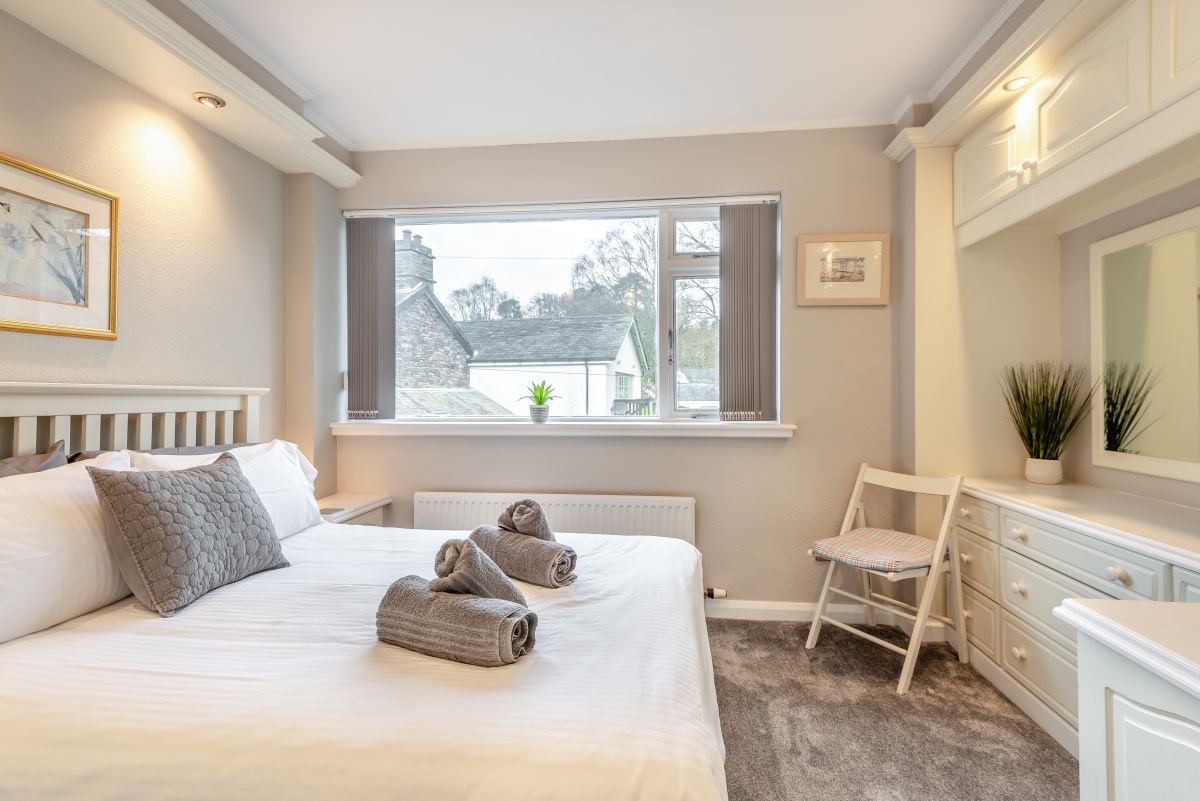 Mews Cottage, listing photograph 10