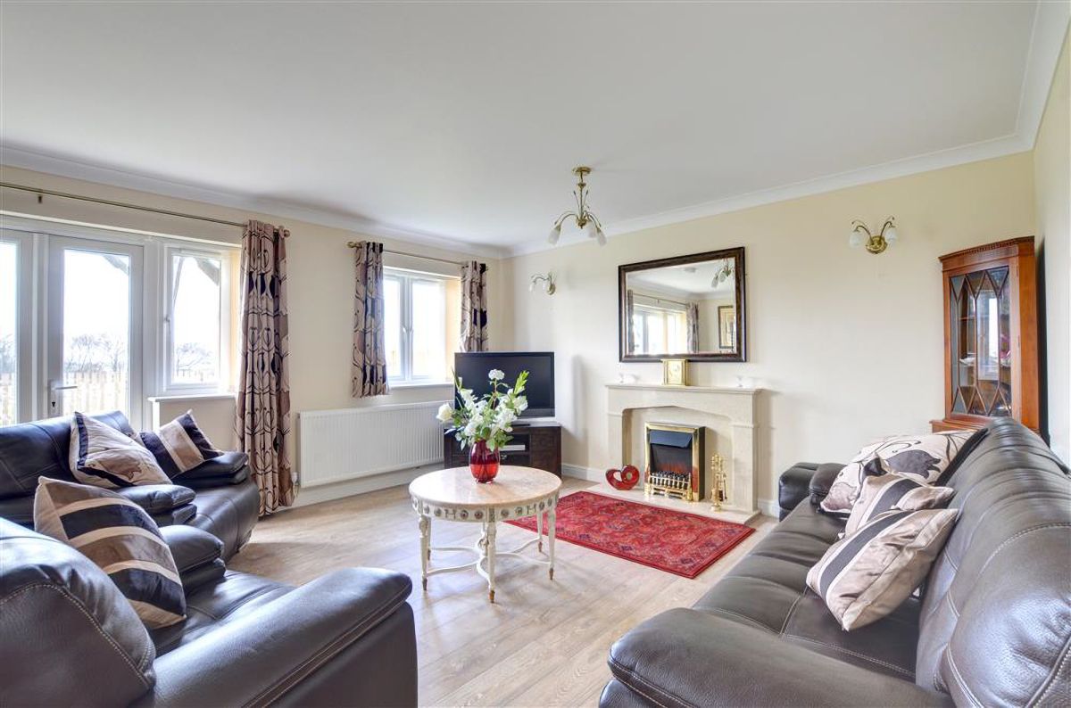 Tredegar, listing photograph 12
