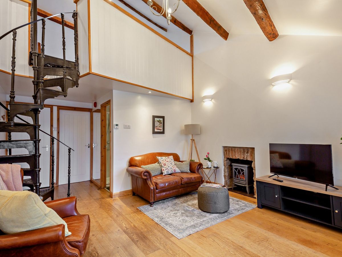 Caer Bach, listing photograph 4