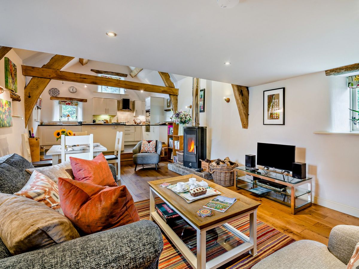 Ash Tree Cottage, listing photograph 2