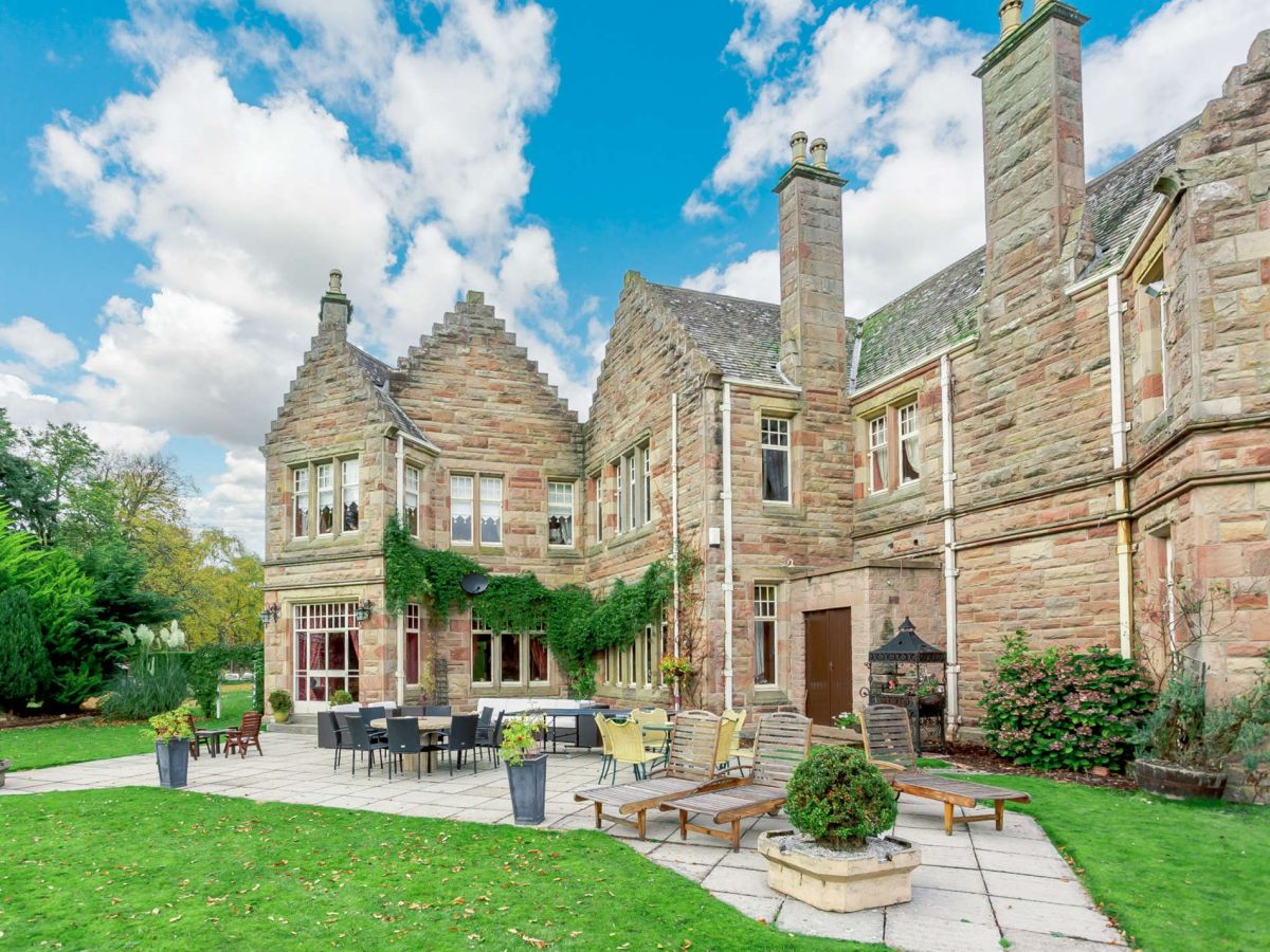Grand Victorian Mansion, listing photograph 2