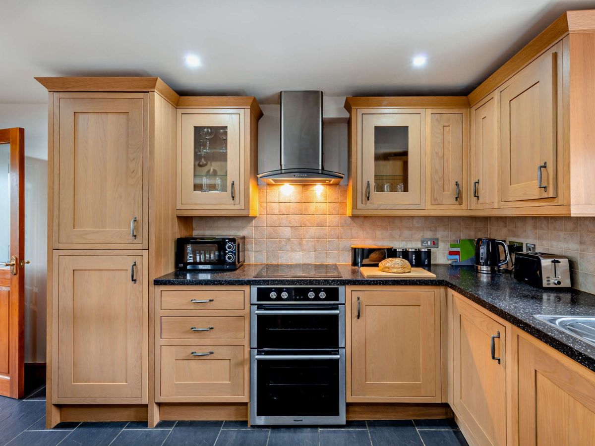 Capel Dolhendre, listing photograph 5