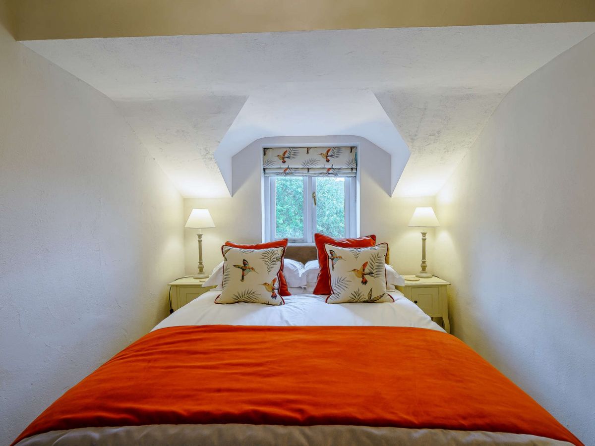 Wolf Cottage, listing photograph 11