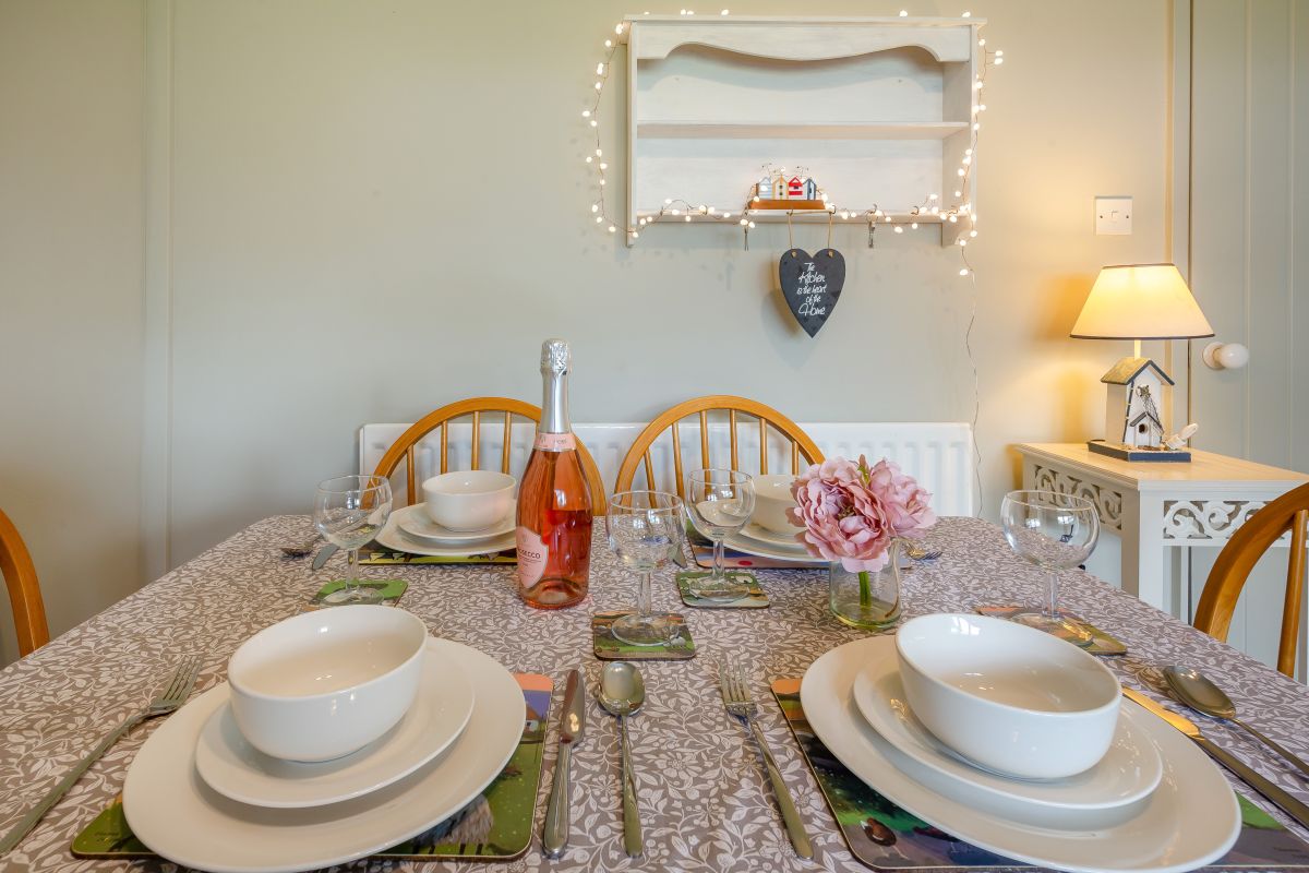 Bay House, listing photograph 9