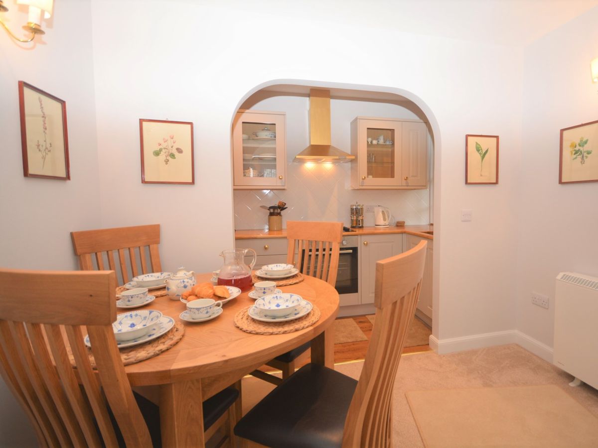 Linnhe Apartment, listing photograph 6