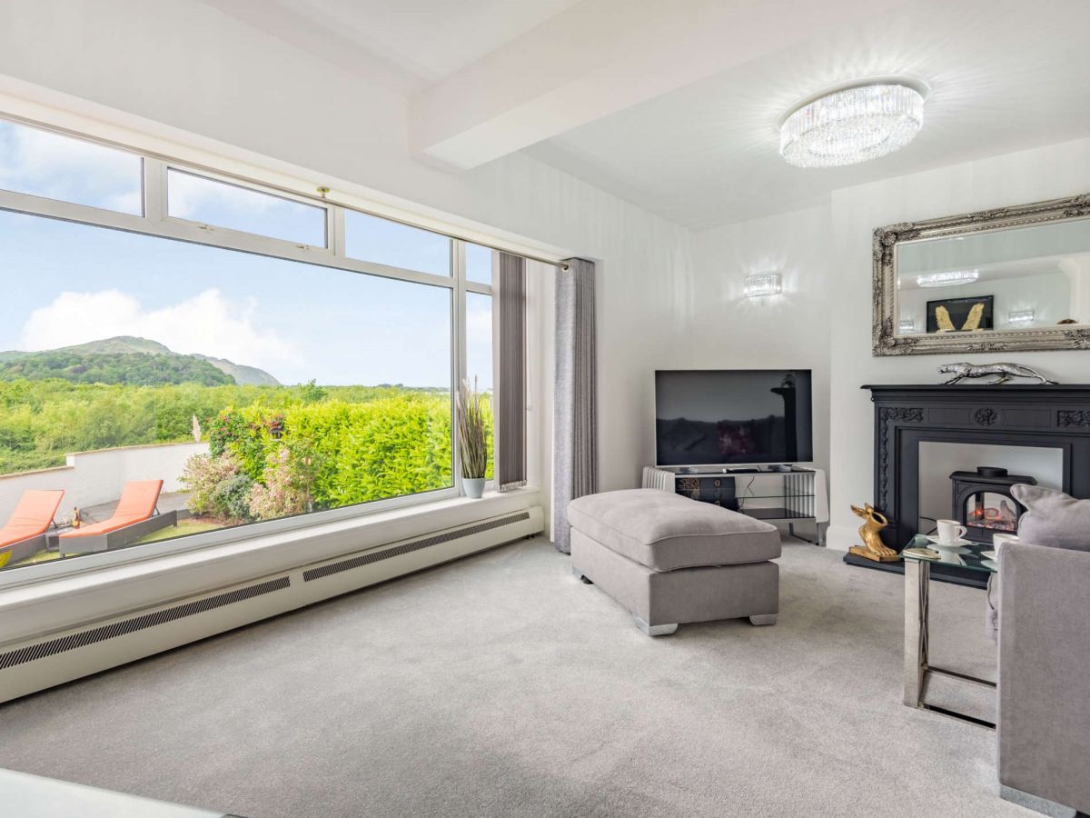 Castle Views – Conwy, listing photograph 4