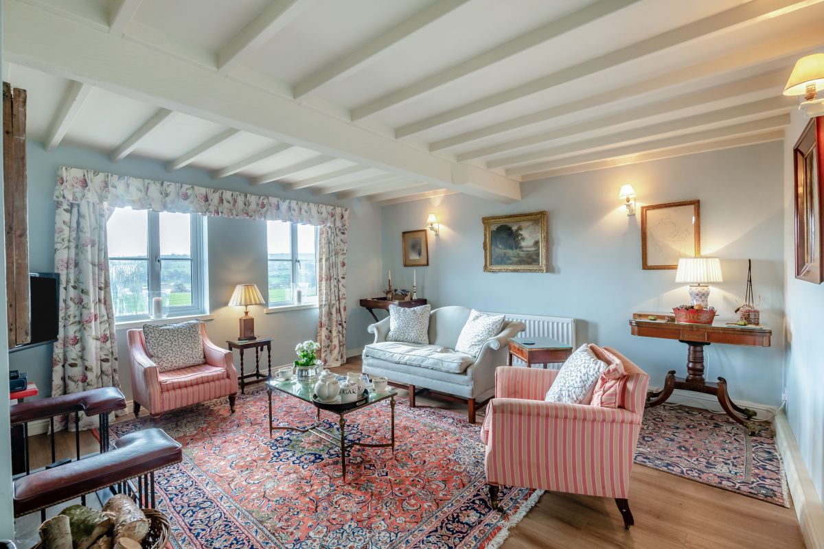 Throstlenest Farm Cottage, listing photograph 2