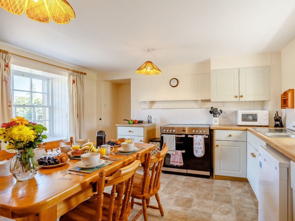 Croftmill Cottage, listing photograph 6