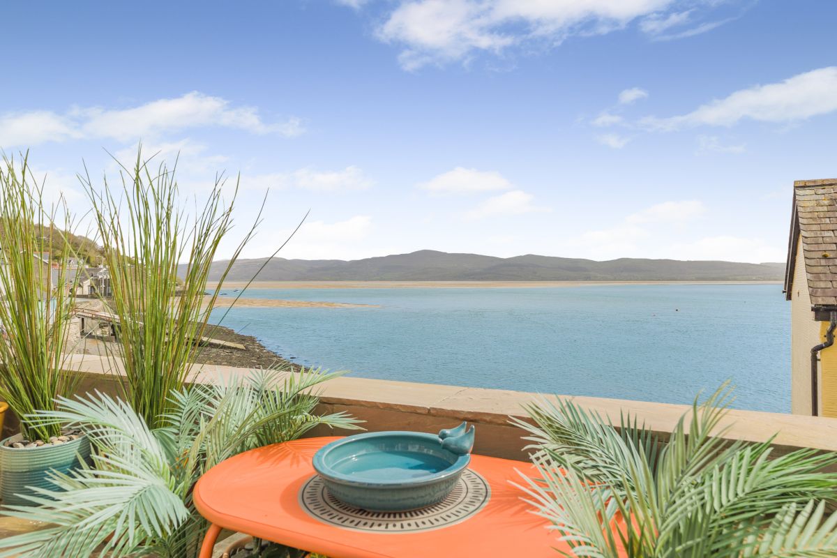 The Nook - Aberdovey, listing photograph 4