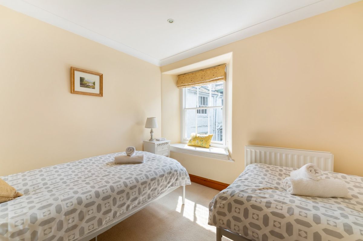 Tom Fold Cottage, listing photograph 12