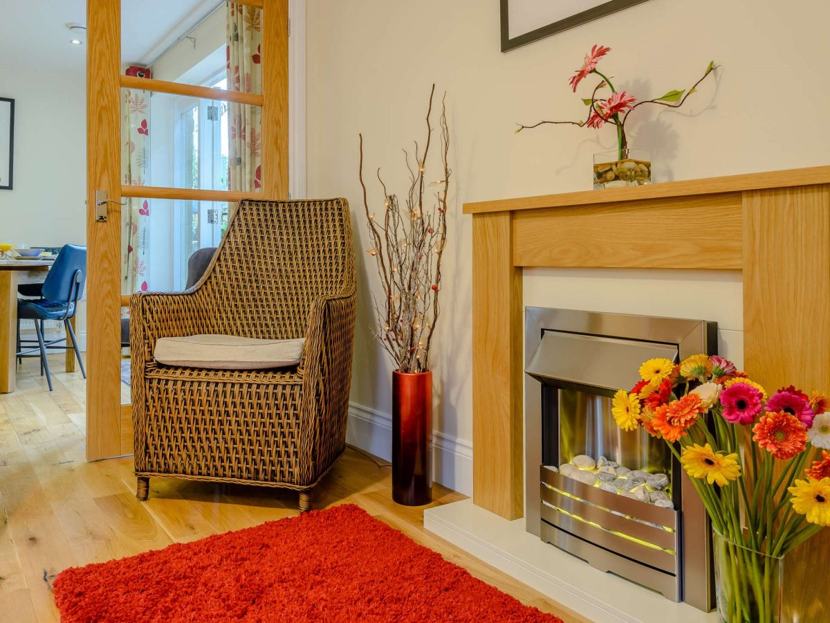 Bluebell House, listing photograph 4