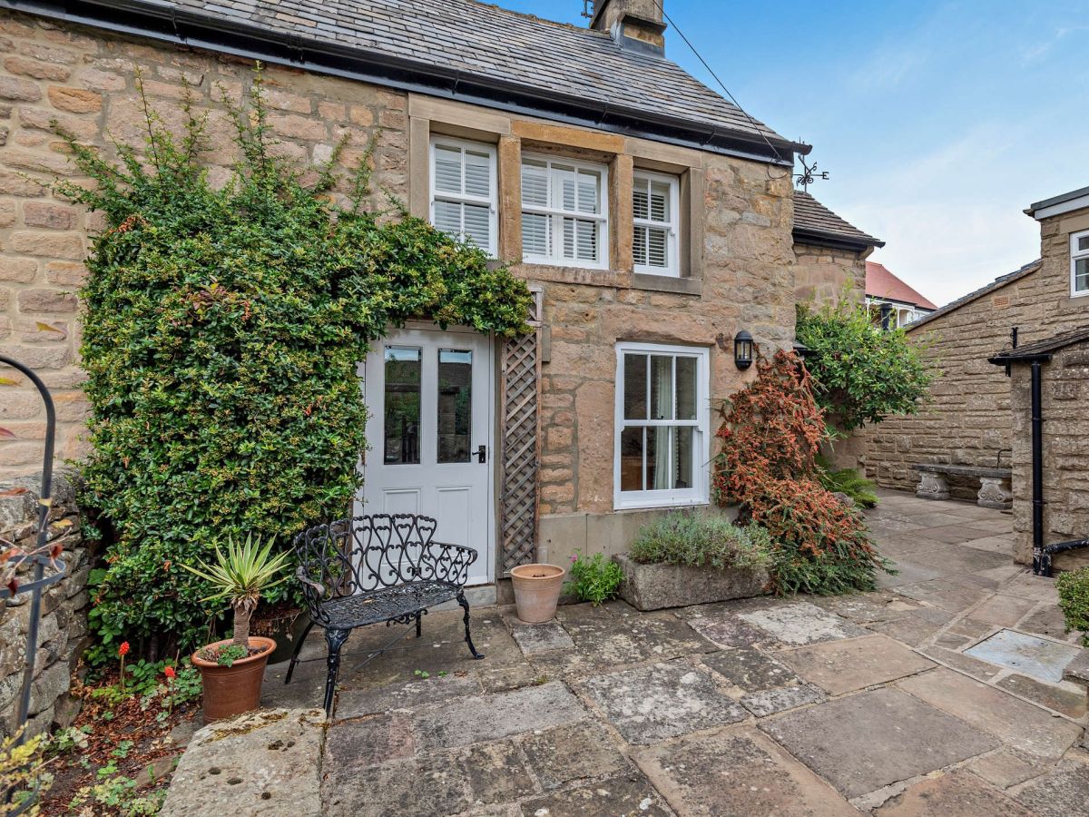 Old Well Cottage, listing photograph 2