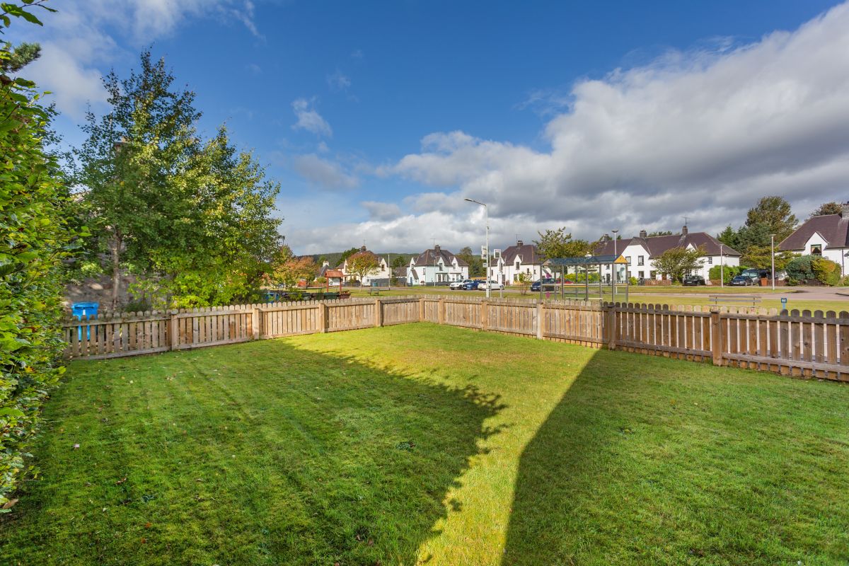 Granite Cottage, listing photograph 12