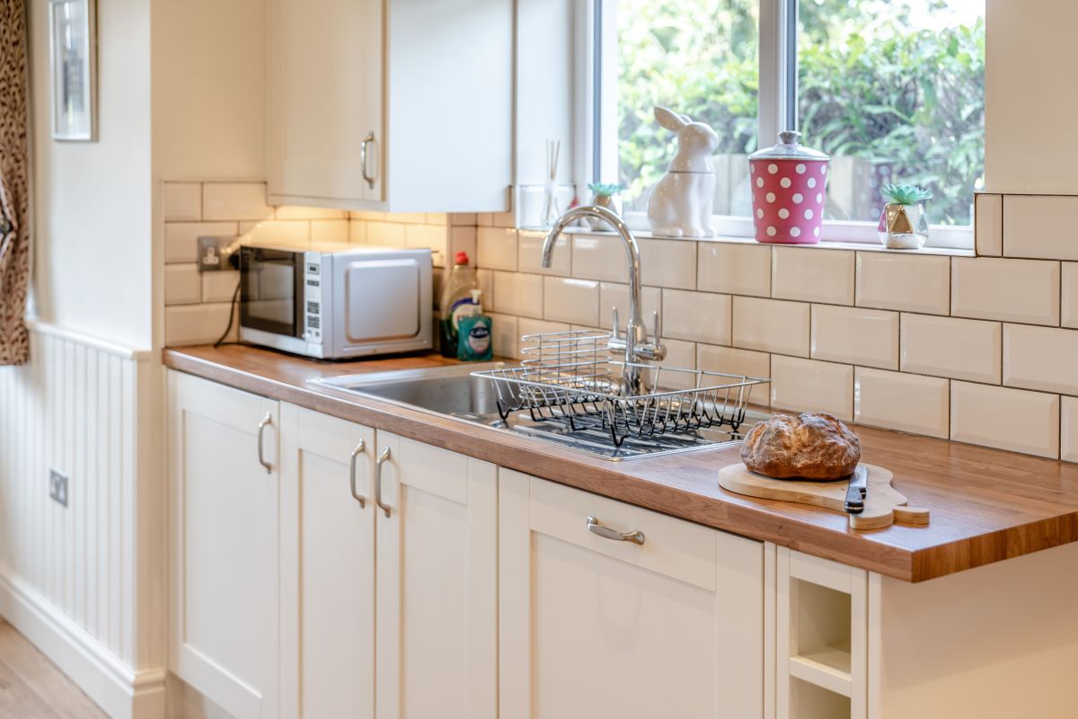 Lilac Cottage, listing photograph 6