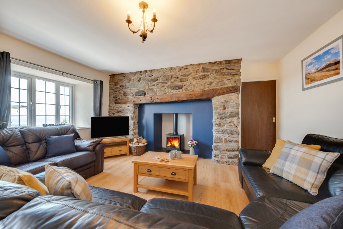 Cae’r Ffynnon, listing photograph 3