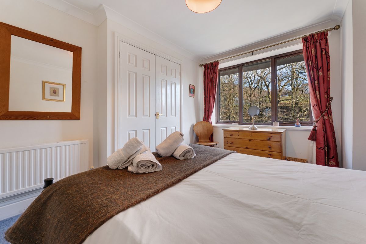 Bobbin Cottage at The Falls, listing photograph 9