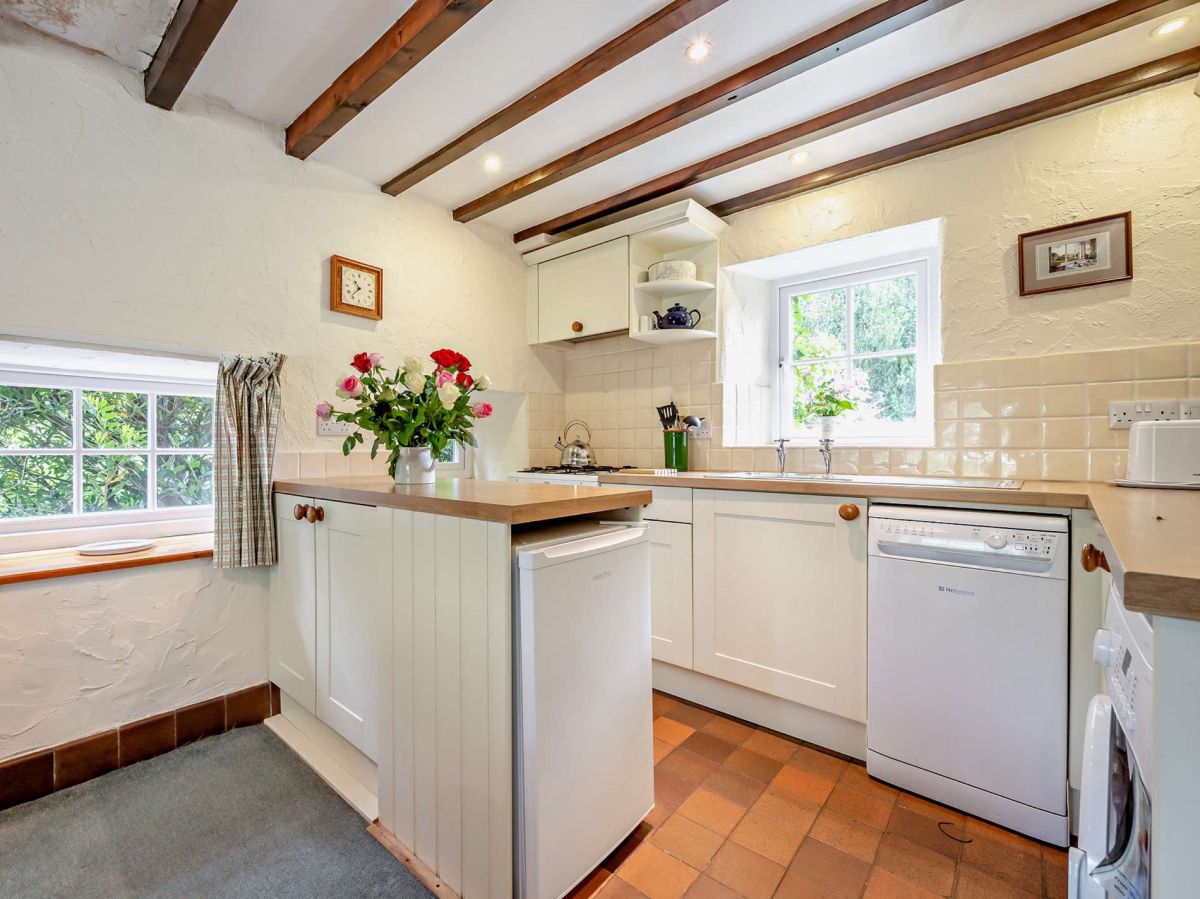 Hatter's Cottage, listing photograph 6