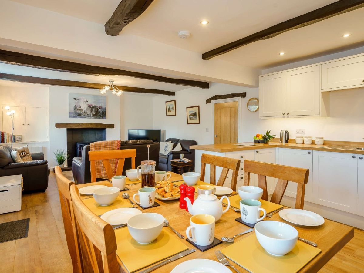 The Old Crown Inn - Blencow, listing photograph 4