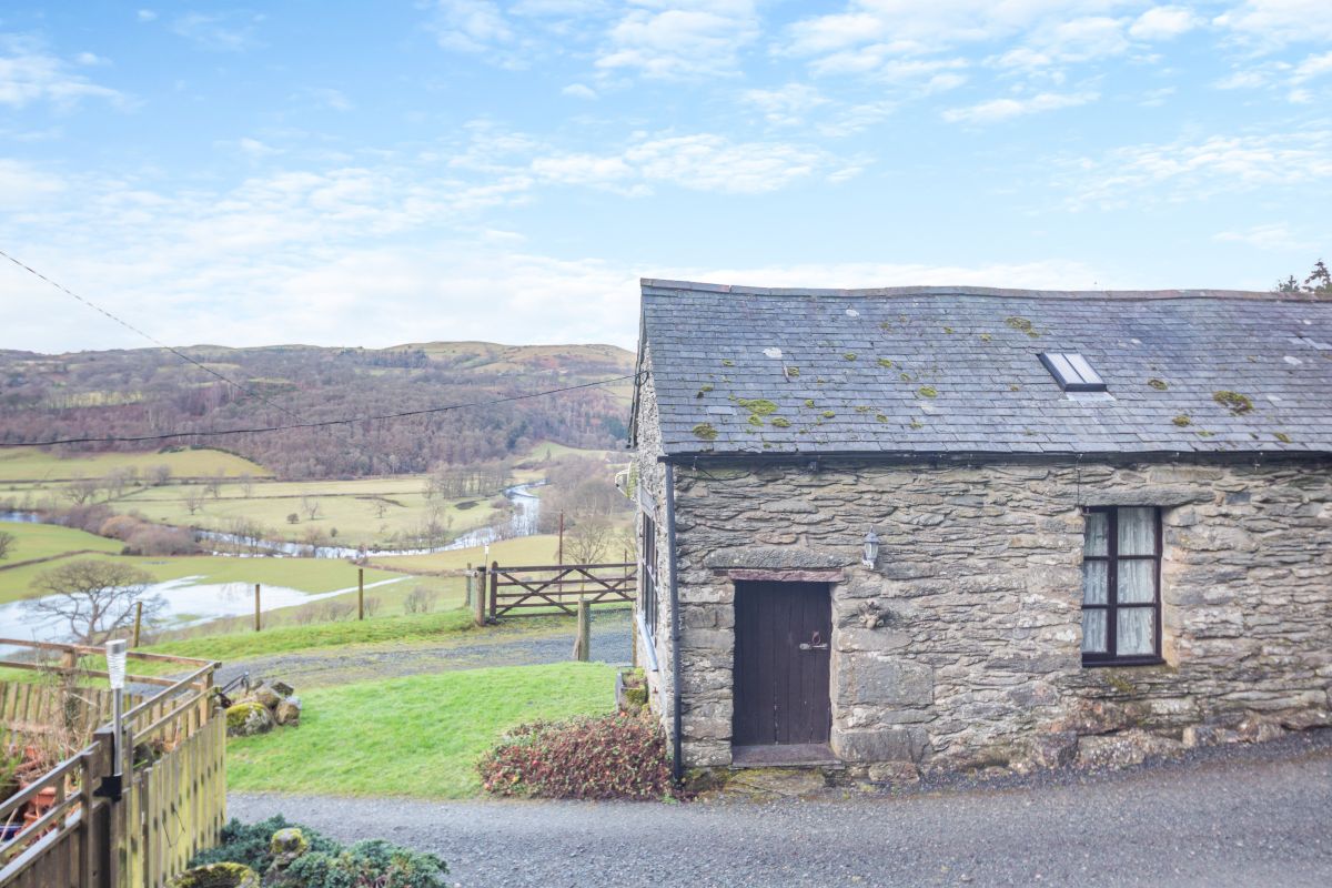 Tyn Y Fron Barn, listing photograph 5