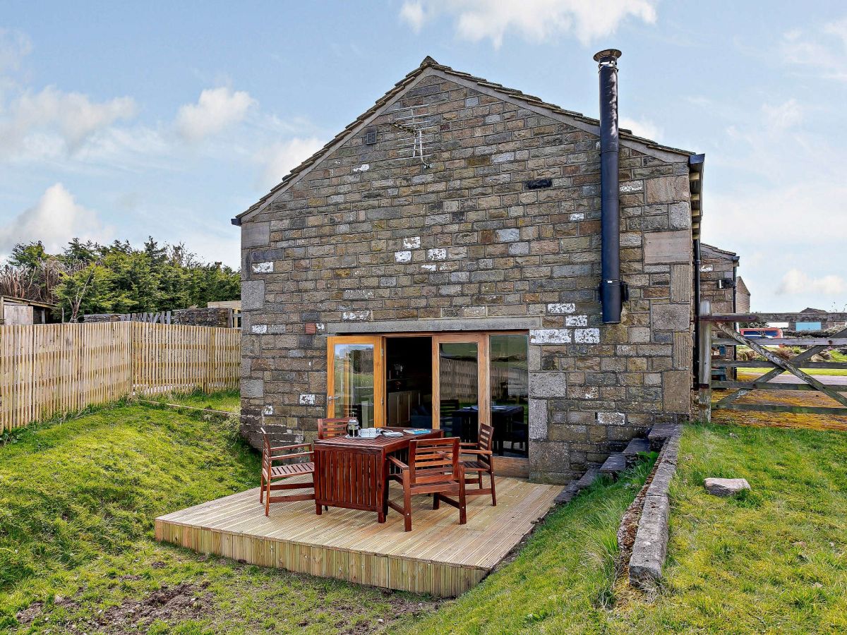 Emley View Cottage, listing photograph 2