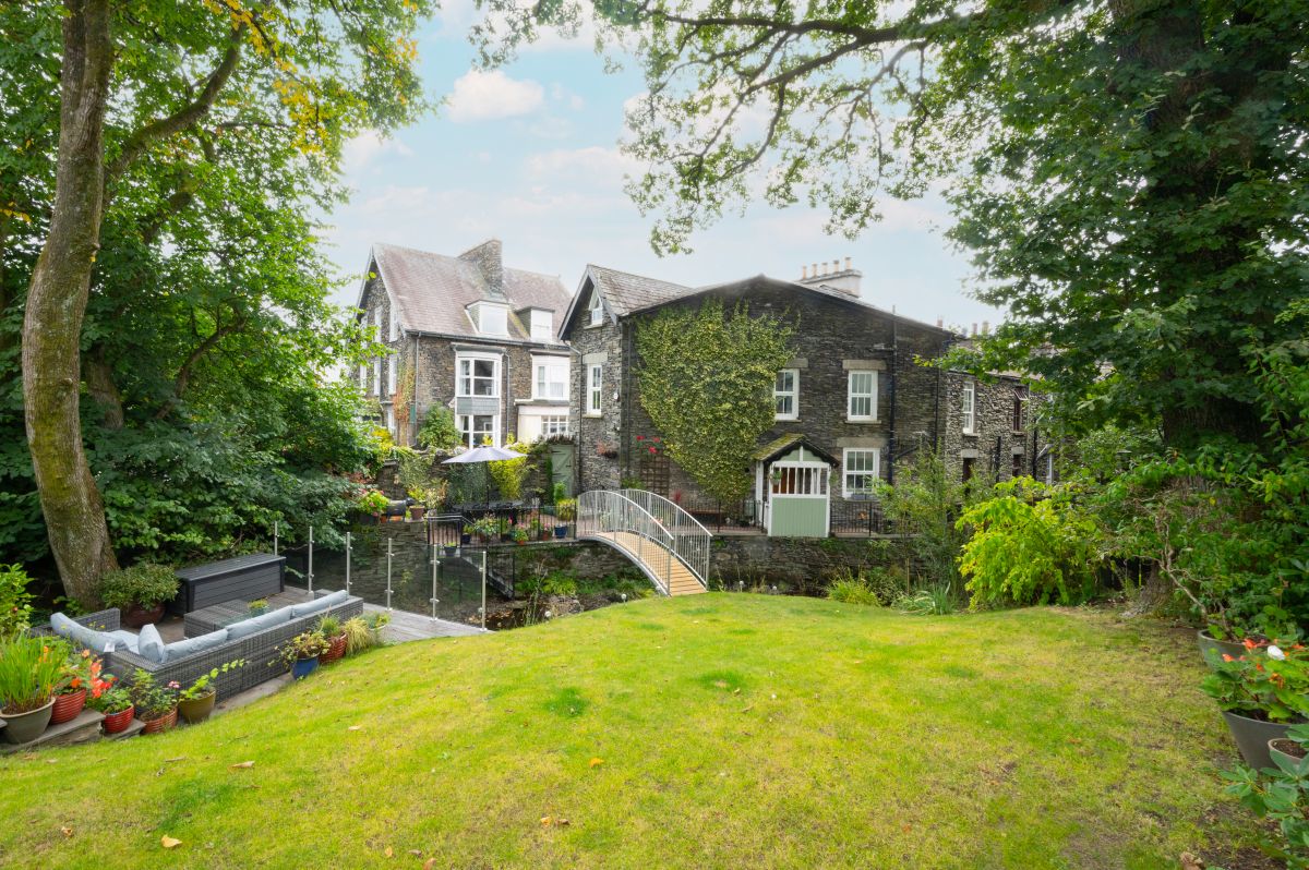Brookside Cottage