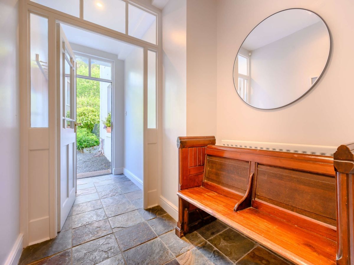 Magnolia, listing photograph 4