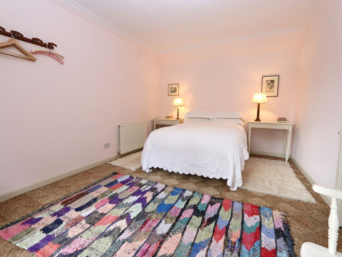 Square Cottage - Airlie, listing photograph 10