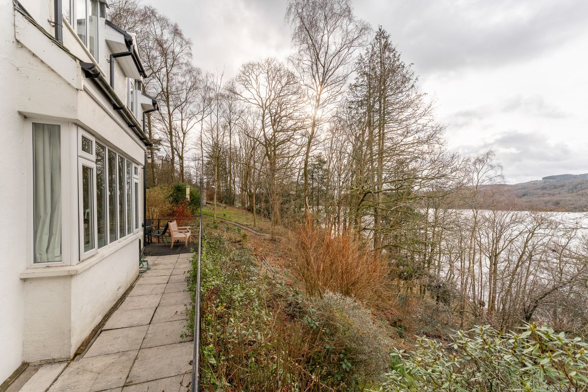 Beech How Cottage, listing photograph 4