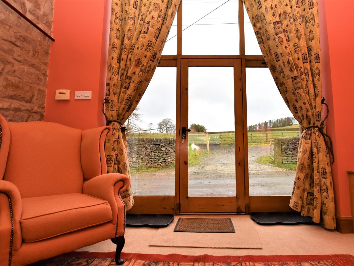 Our Spring Cottage, listing photograph 3