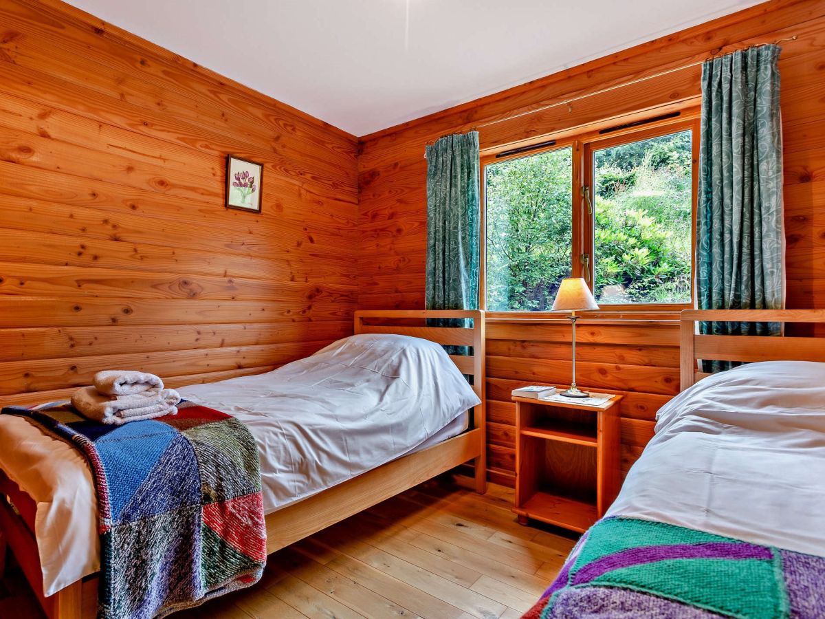 Dailfearn Chalet, listing photograph 9