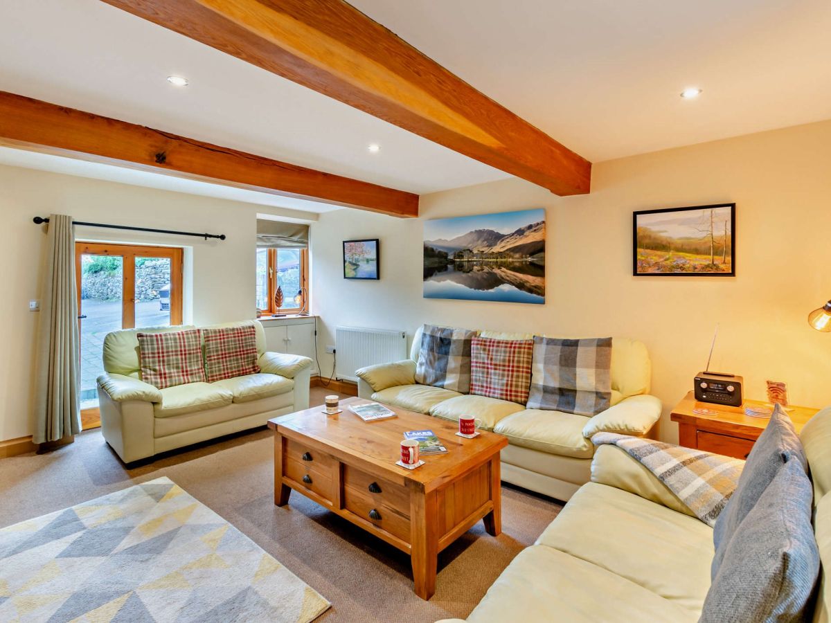 Low Fold Barn, listing photograph 2