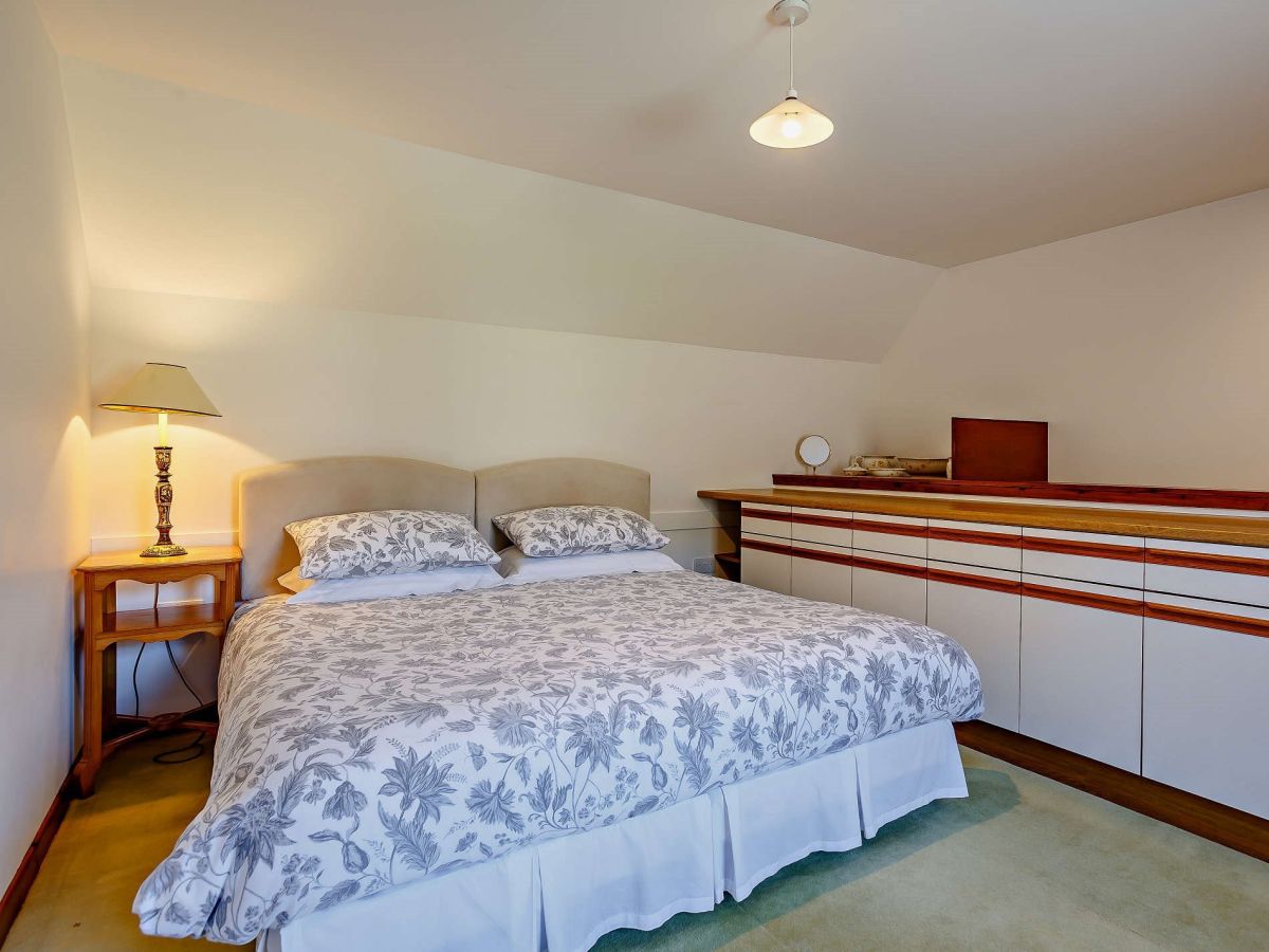 April Cottage - Alness, listing photograph 11