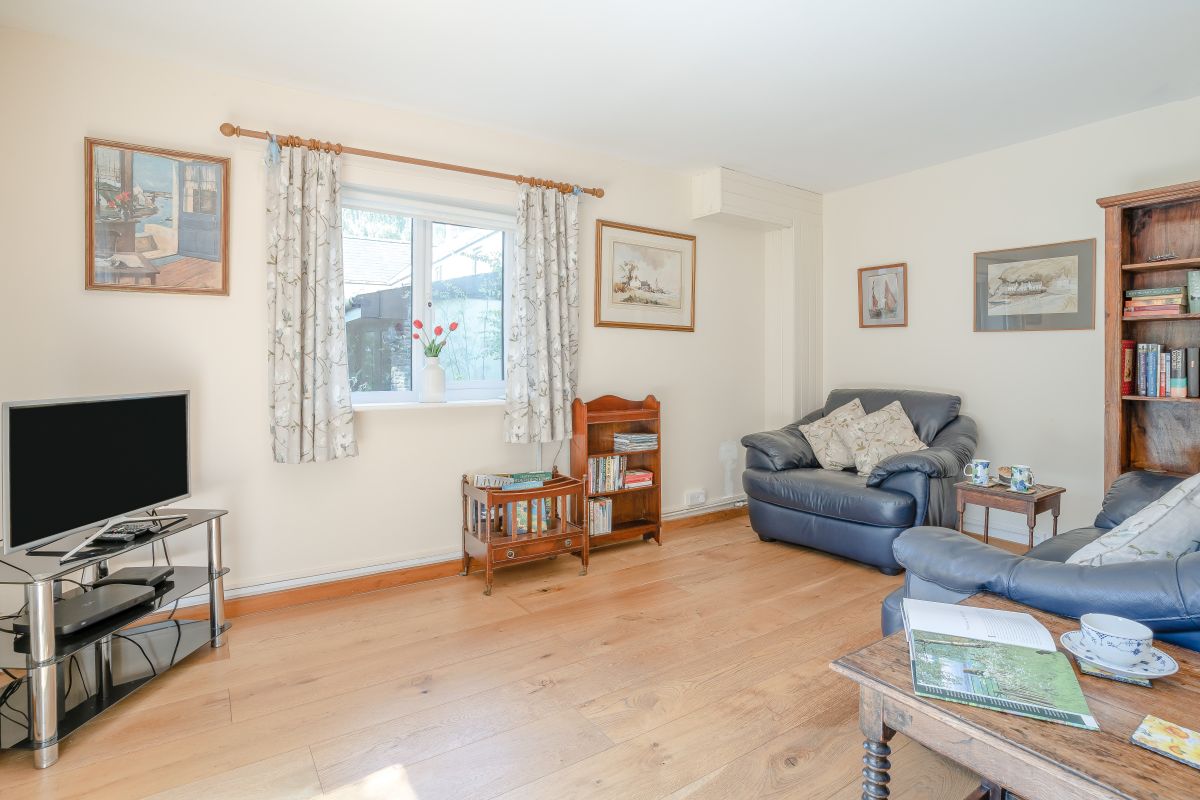 Woodpecker Lodge - Llangenny, listing photograph 11