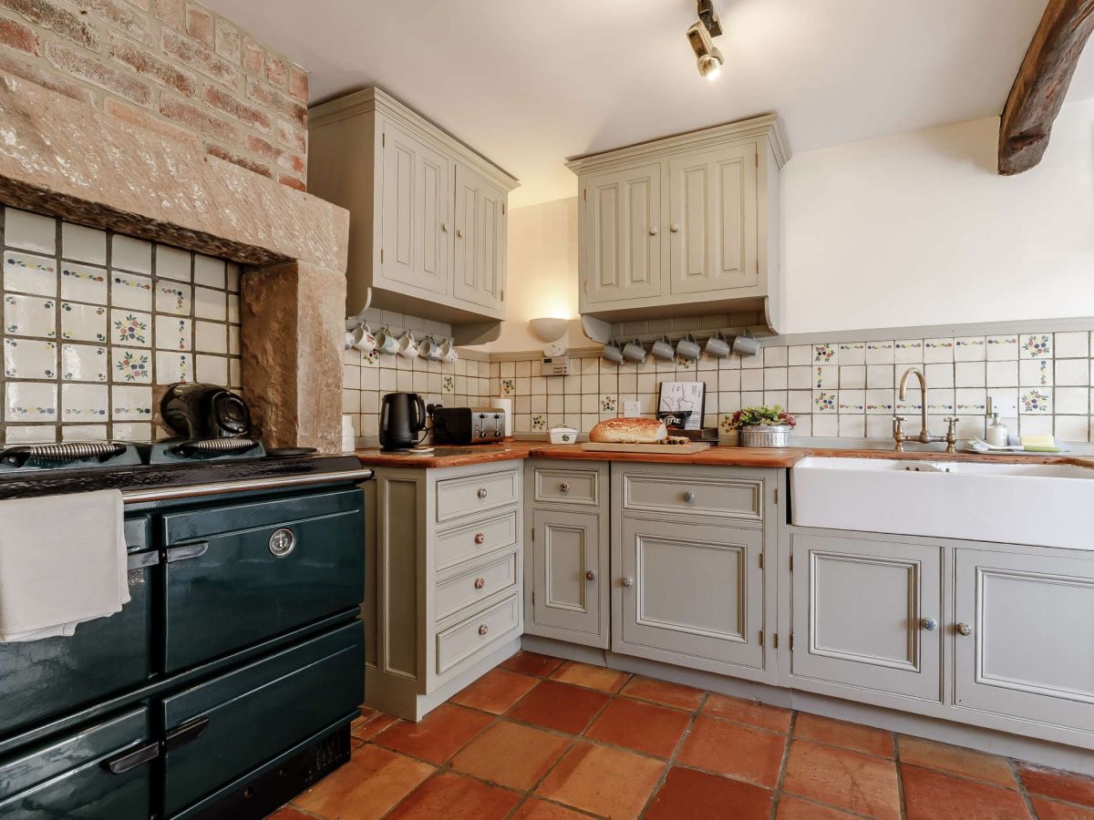 Archstones, listing photograph 8