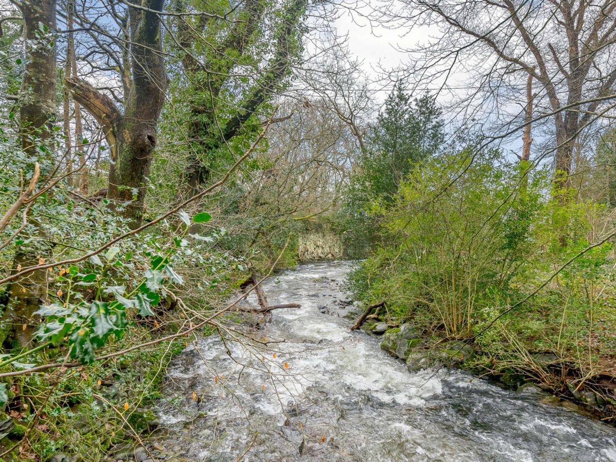 Bwthyn Yr Afon, listing photograph 12