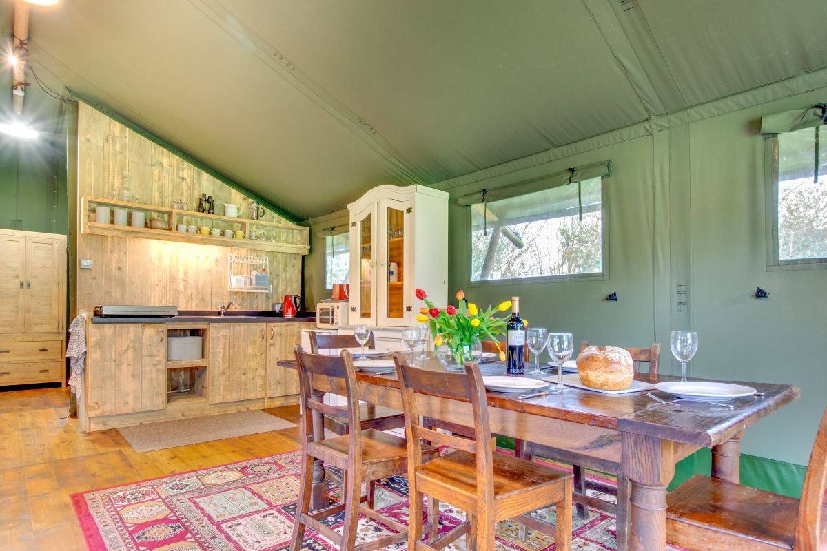 Goshawk Lodge, listing photograph 11