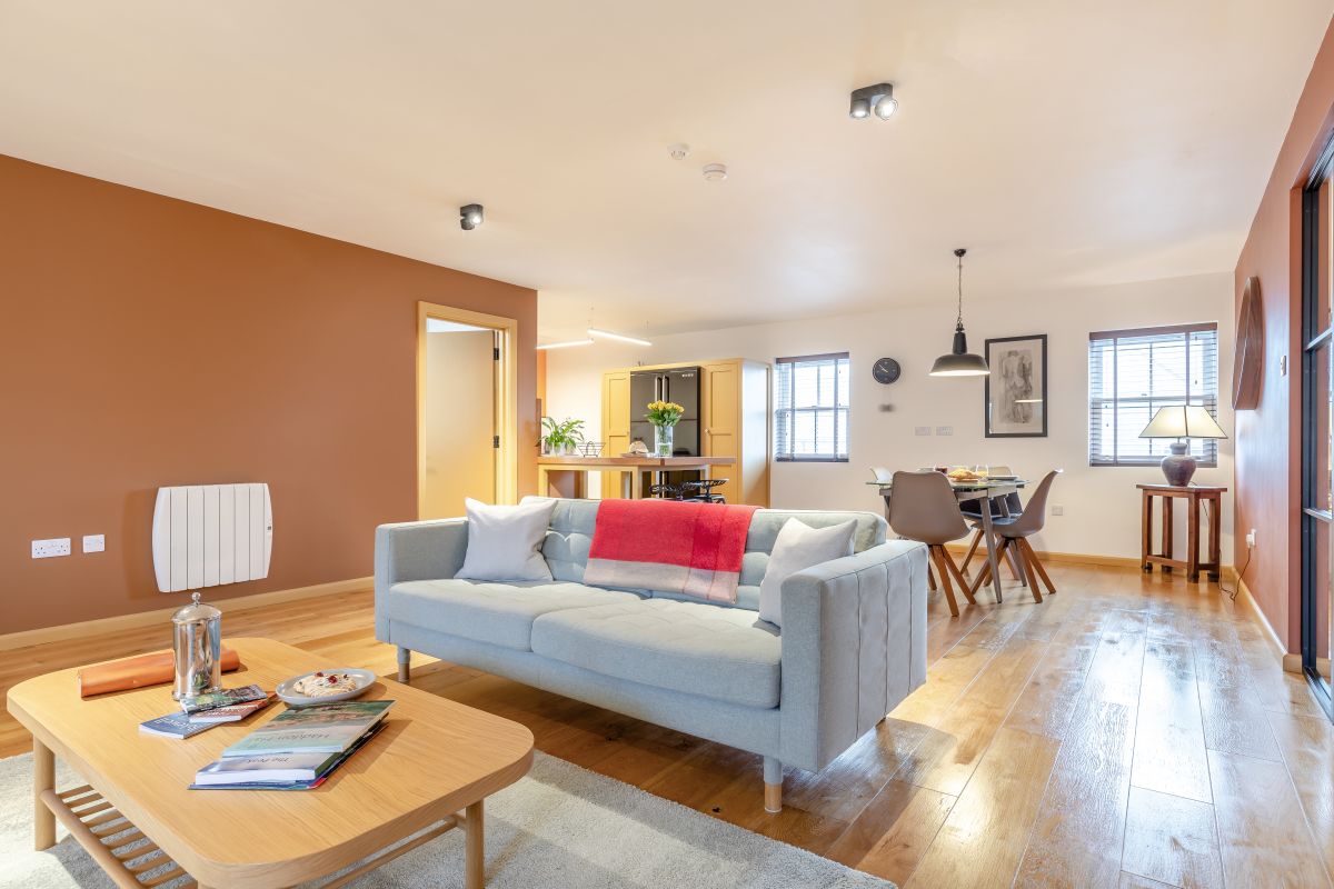 Apartment 1 - Bakewell, listing photograph 3