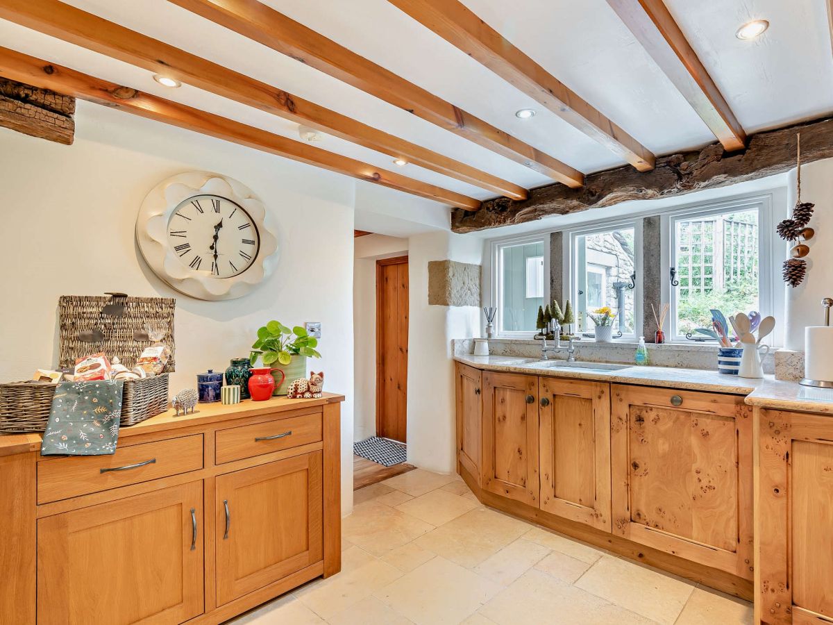 Calendar Cottage, listing photograph 4
