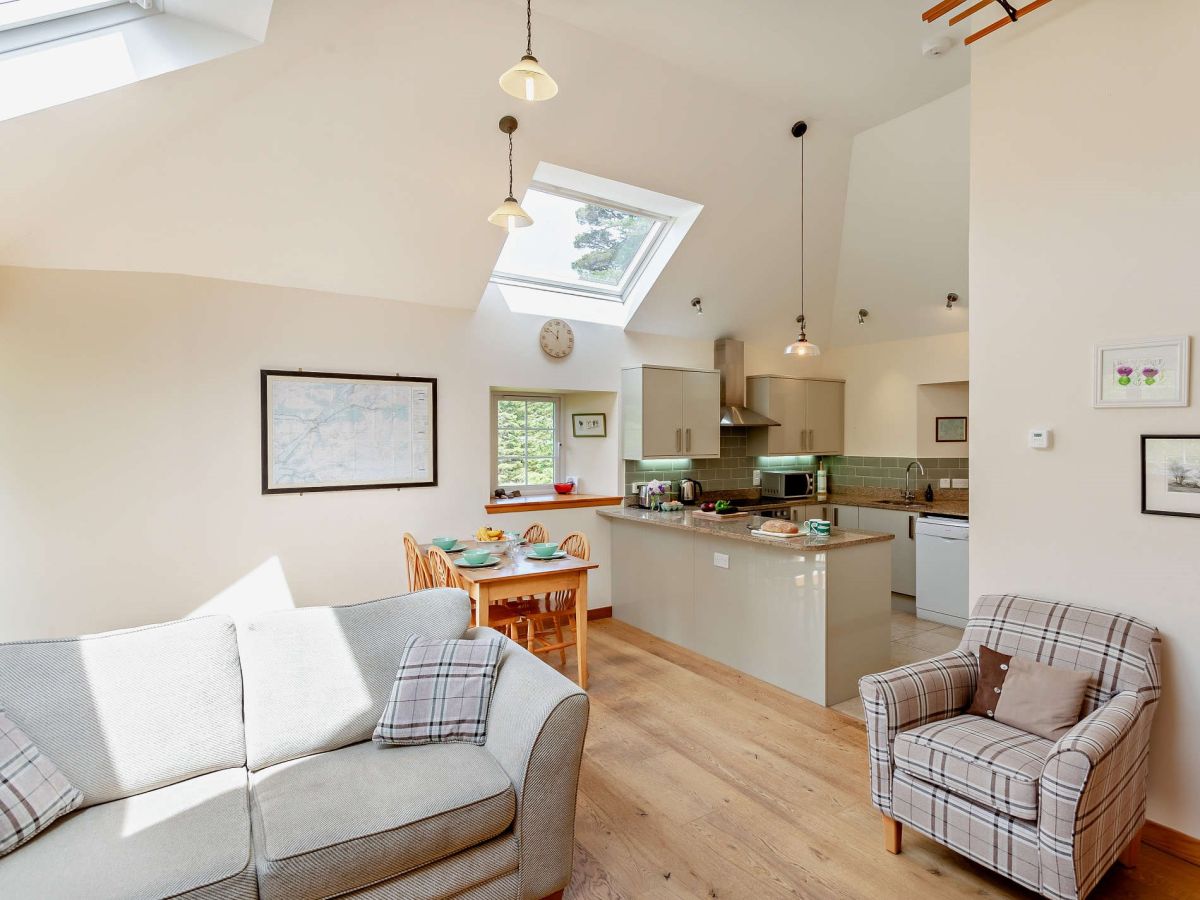 Shepherds Cottage - Erracht, listing photograph 12
