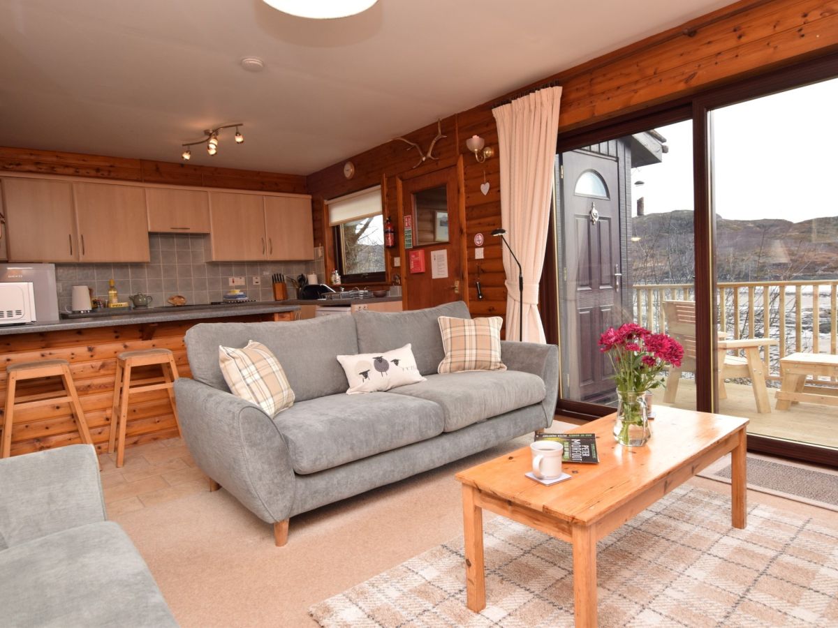 Macleod Chalet, listing photograph 10