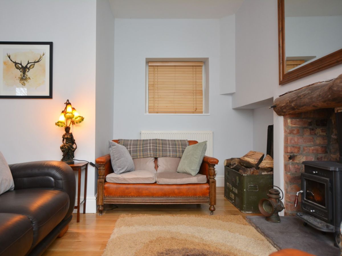 Werdnas Cottage, listing photograph 3