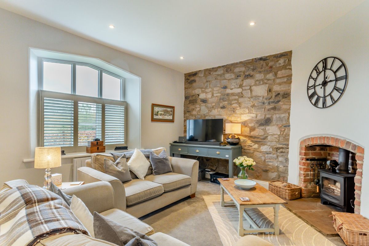 2 Railway Cottages, listing photograph 2