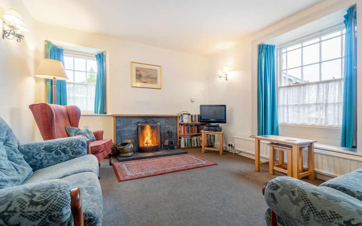 Hillside Cottage, listing photograph 4