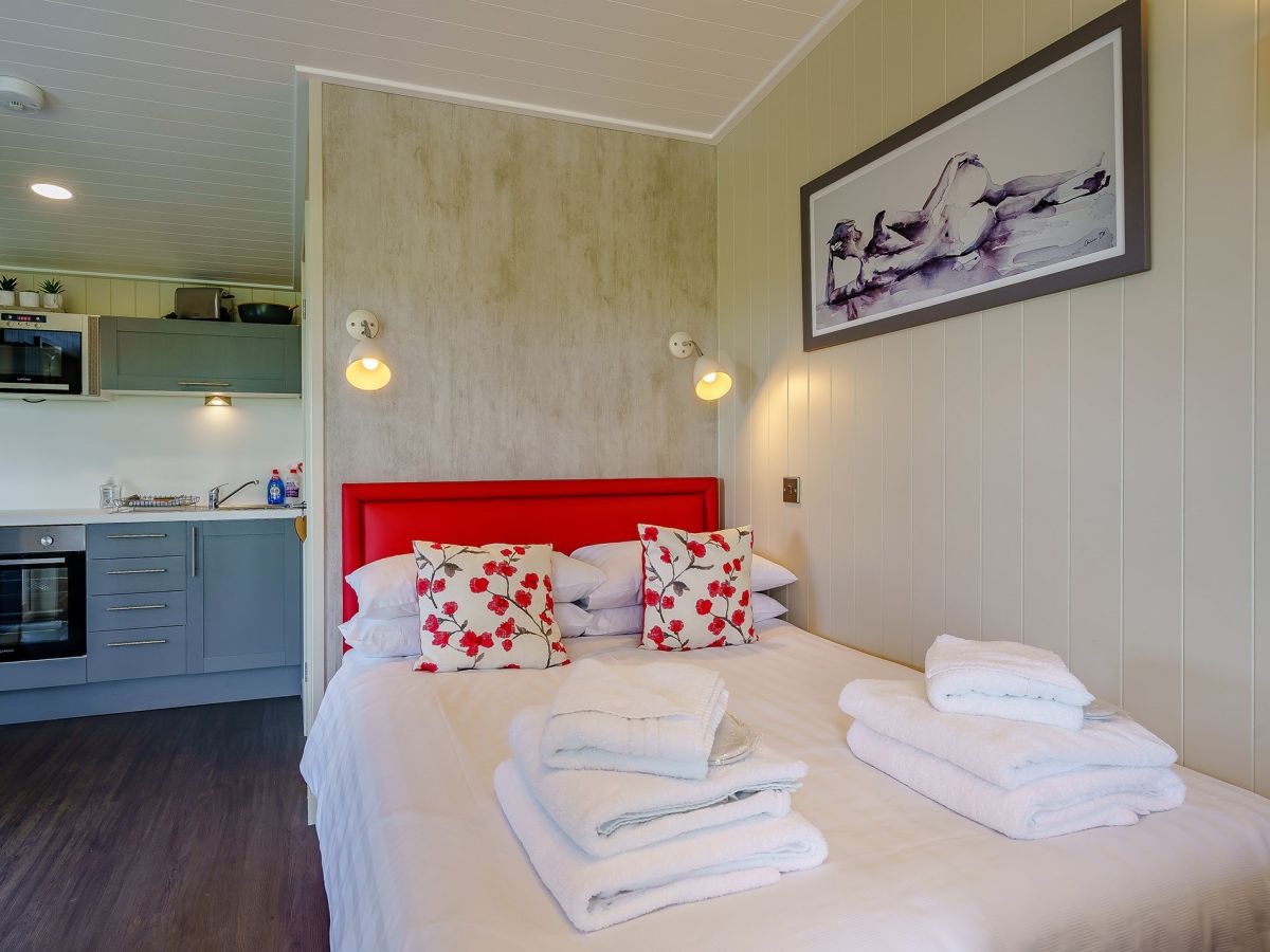 Turnberry Lodge, listing photograph 10