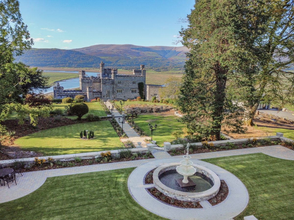 Dyfi Castle, listing photograph 10