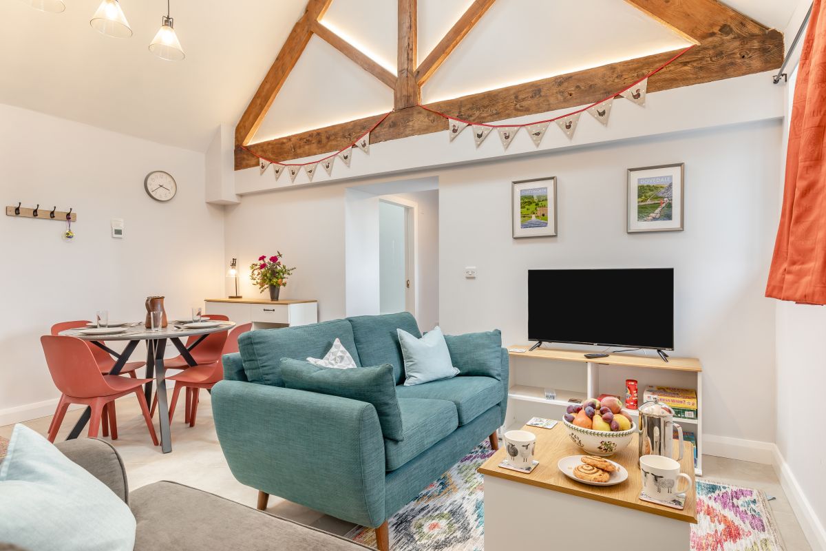 Quixhill Barn, listing photograph 4